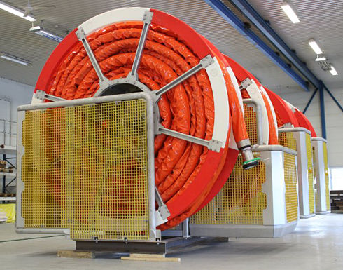 refueling hose, unloading hose, offshore, bunkering, marine loading, suction and discharge, breakaway, dry break coupling, secondary containment